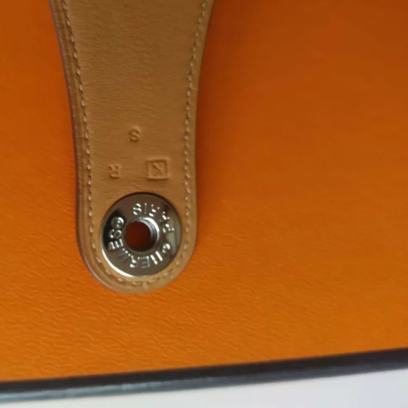 💯 Authentic Vintage Hermès Ex-libris Cuff Leather Bracelet in Great Condition - Picture 5 of 9